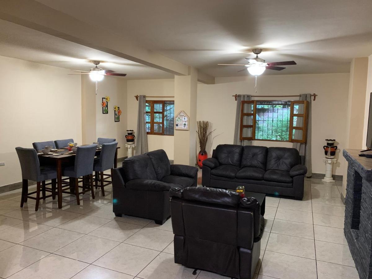 Villa Las Flores سان سلفادور المظهر الخارجي الصورة